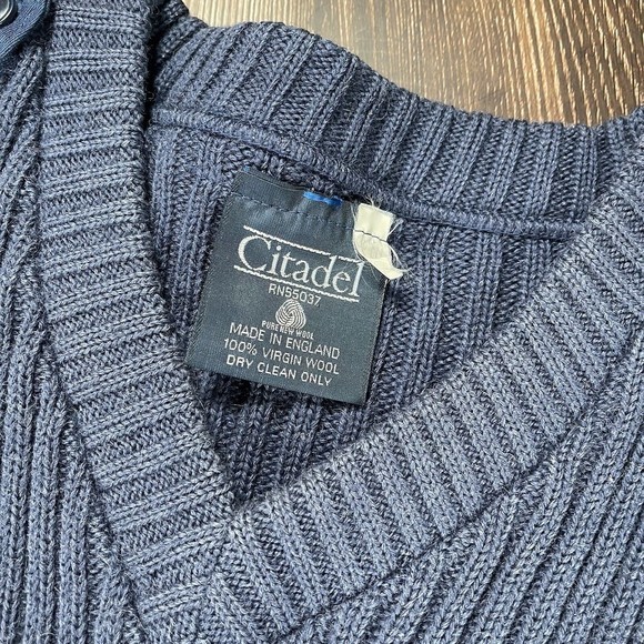 Vintage US Air Force Mens Ribbed Blue V Neck Sweater‎ Sz 42" ~ 100% virgin wool. - Picture 4 of 6